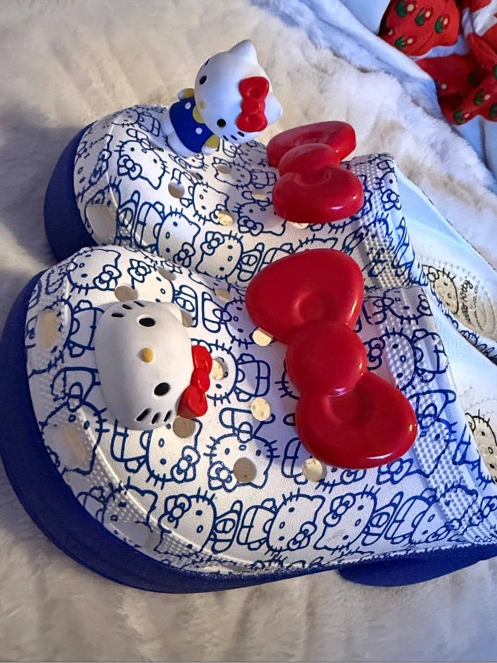 Hello Kitty hello kitty